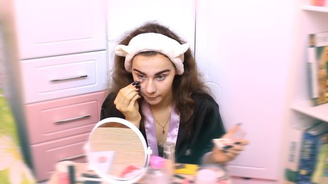 МОЙ ПОВСЕДНЕВНЫЙ МАКИЯЖ❤️ / КАК СТАТЬ КРАСИВЕЕ ЗА 4 МИНУТЫ смотреть онлайн
