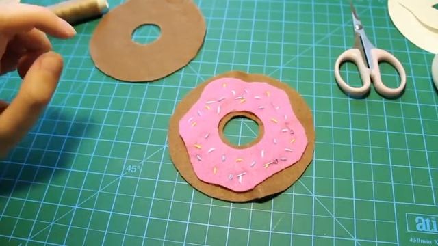 ПОНЧИК ИЗ ФЕТРА | Игольница - игрушка из фетра