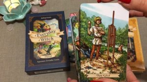 ОБЗОР таро ВЕДЬМА КАЖДЫЙ ДЕНЬ Everyday Witch Tarot. Кратенько. Гадание онлайн таро.