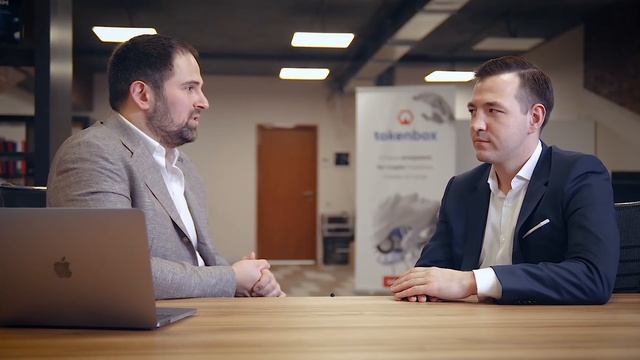 Артем Толкачев - глава блокчейн лаборатории Deloitte. Регулирование криптовалют ► Token Interview #