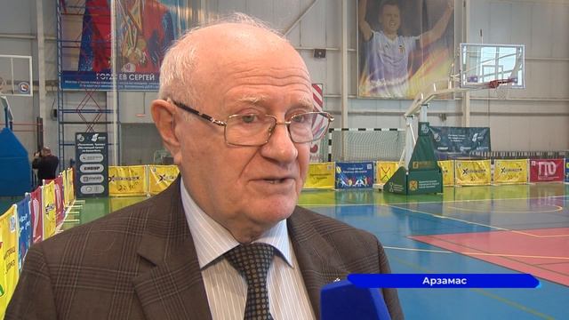 "КЭС-Баскет". Евгений Гомельский в Арзамасе