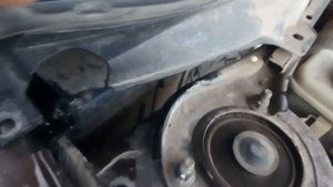 Газовые упоры для капота Чери Тигго 3