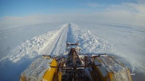 К -700. Расширяю дорогу по полю.