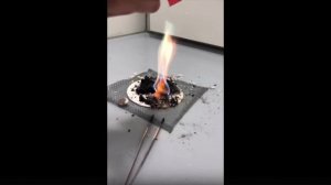 Хлорид меди (II) в пламени