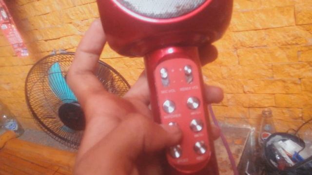 WSTER WS-1816 Karaoke Mic with Bluetooth Speaker & LED Battery charger 5V Charger Connector PT2 смотреть онлайн