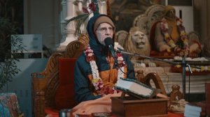 Jan 4th 2023 HH Jayadvaita Swami  Śrīmad-Bhāgavatam 10.29.17-18 ( Russian )