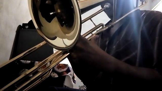 Hino 105 Ccb trombone soprano смотреть онлайн