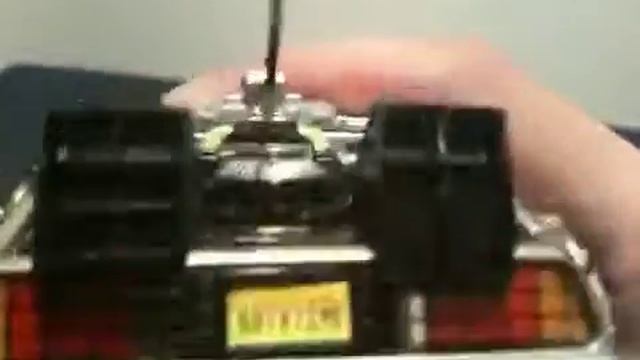 Обзор модельки машины времени De Lorean смотреть онлайн