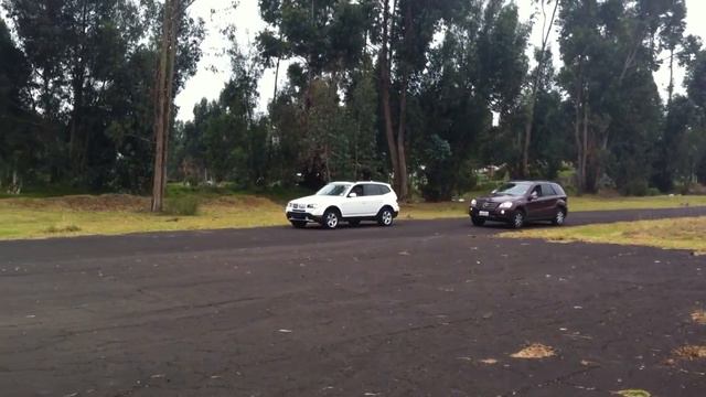 BMW X3 si 3.0 vs Mercedes Benz ML350 смотреть онлайн