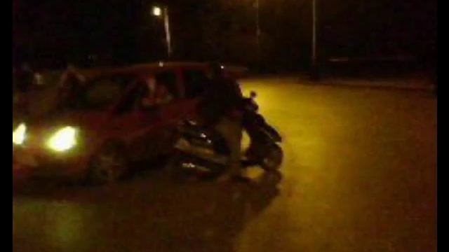 Китайский скутер против японского смотреть онлайн