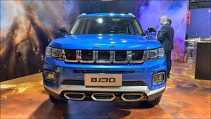 Новый китайский внедорожник Beijing BJ30 на Пекинском автосалоне 2020. ЭТО - БОМБА.