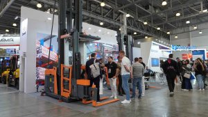 УЗКОПРОХОДНЫЙ ШТАБЕЛЕР ZOWELL VUE// ОБЗОР