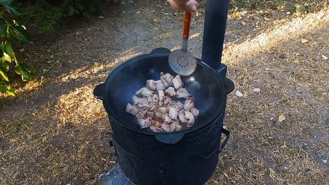 ХОРЦИАНИ / ГРУЗИНСКОЕ БЛЮДО В КАЗАНЕ НА ОГНЕ. ENG SUB смотреть онлайн