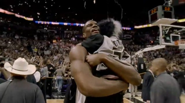 David Robinson With His Son смотреть онлайн