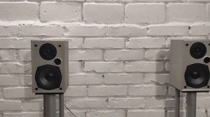 Polk Audio R15 + Harman Kardon AVR330, DVD22.