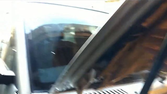 Установка амортизаторов капота.   УАЗ Патриот 2014. (Патриот на каждый день) смотреть онлайн