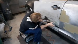 Kia Sportage 3 - Ремонтируем двери и переднее крыло.