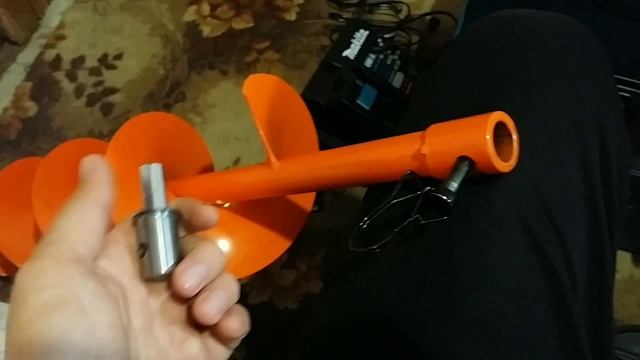 Бурение земляных лунок,шуруповертом Makita HP 001 GD 201,для посадки саженцев деревьев,семян и др.? смотреть онлайн