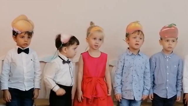 Осенний праздник смотреть онлайн