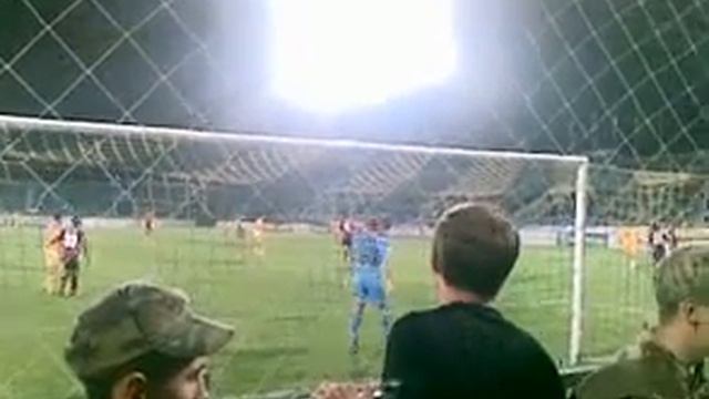 Гопник на футболе ростов!!!