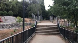 Подгорица. Прогулка по городу. Сгоревшая Горица.