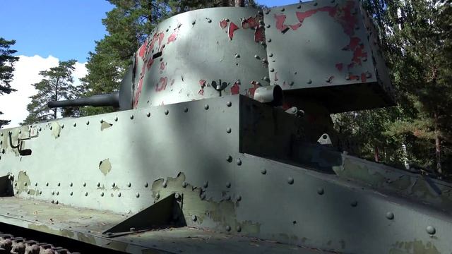 Vickers Armstrongs 6 Ton Tank-  World War II tank