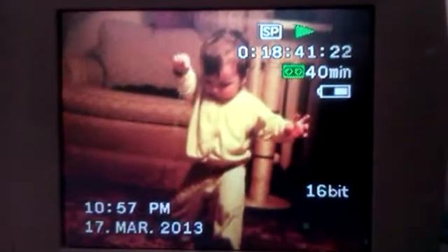 Смотреть внимательно и приготовить рот для улыбки! смотреть онлайн