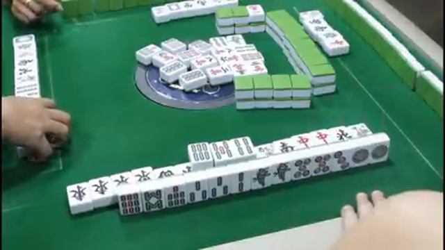 Ep. 208 - Mahjong смотреть онлайн