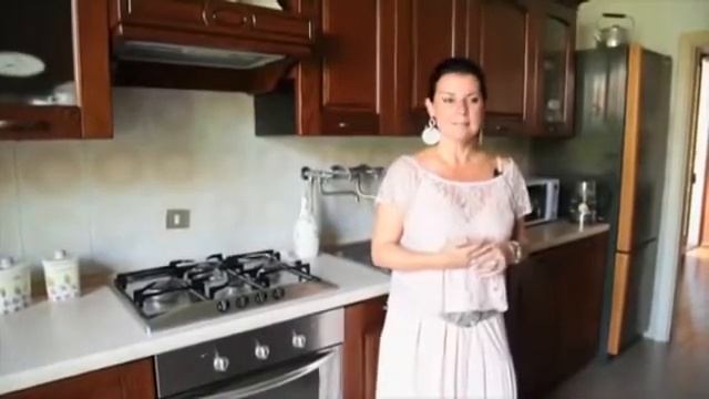Жены и любовницы олигархов на выселках