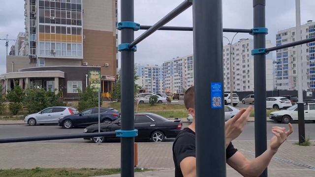 Как научиться выполнять "Обороты плечами". Редкий элемент смотреть онлайн