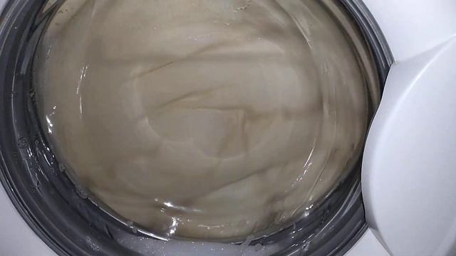 Стиральная машина LG. Стирка подушки на программе Синтетика 60 + пред. стирка (часть 1) смотреть онлайн