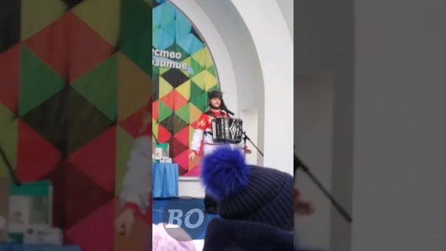 В Городском парке праздновали Масленицу и провожали зиму. смотреть онлайн