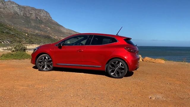 Dean Friederich reviews the all-new Renault Clio смотреть онлайн