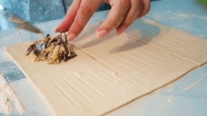 СЛОЙКИ С ГРИБАМИ И СЫРОМ И СЛОЙКИ С ВИШНЕЙ