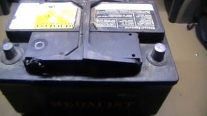 MEDALIST Premium Battery 66 А/ч 510 EN. Отзыв. Старый, но живучий Аккумулятор (АКБ). 13 лет работы!