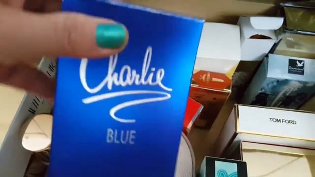 Часть коллекции парфюмов: T.Ford,V.Westwood, A, Provocateur,E. Arden, L`Artisan Parfumeur, смотреть онлайн