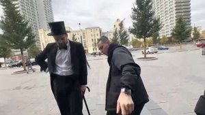 ХАЗЯЕВА УСТРОИЛИ КВЕСТ ПАРАДЕЕВИЧУ НА ДЕНЬ РОЖДЕНИЯ!