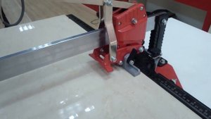 Плиткорез DLT EXTRALINE-900 Standard версия в деле