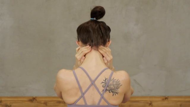 Избавься от ОТЁКОВ на веках и лице| Упражнения, питание и полезные советы при отёчности