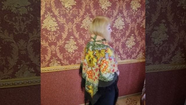 Приехала посылка предзаказов!Часть1 #павловопосадский#платок#шаль#обзор#примерки#платки
