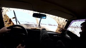 Американцы гоняют по бездорожью на русских Жигулях. У ребят очень много эмоций