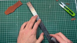 making a leather watch strap for Apple Watch. Изготовление ремешка для часов из натуральной кожи