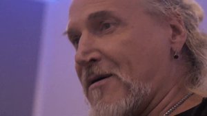 Как создавали песню Бородатый злодей. Сара Окс и Никита Джигурда. Приколы.