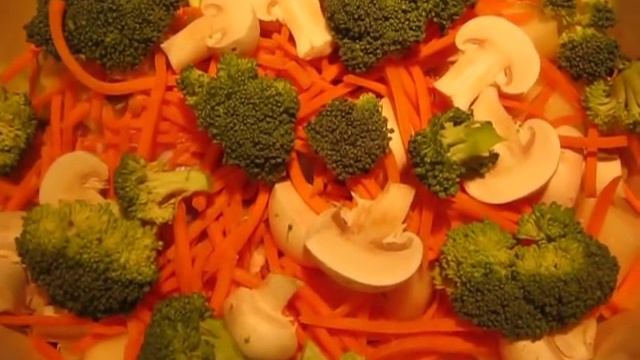 Голень индейки, тушеная с овощами смотреть онлайн