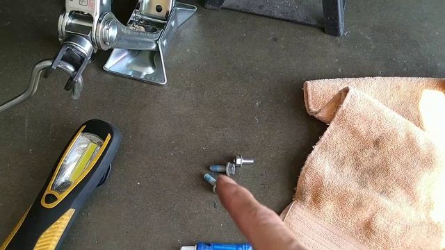 Car Care  Rear Brake Pads Inspection on 2016 Honda HR-V