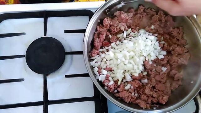Оранчини или рисово-сырные котлетки с начинкой из грибов и фарша?