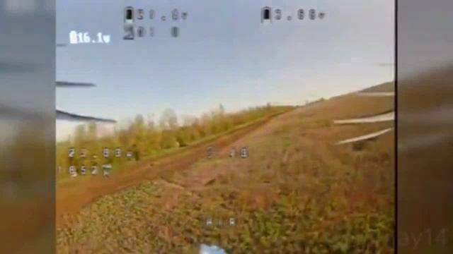 Fpv drone kamikadze simulator. Дрон камикадзе упырь. ФПВ дрон камикадзе. FPV дрон камикадзе ВСУ. ФПВ дроны камикадзе.