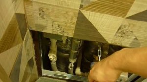 люк на магнитах под плитку своими руками