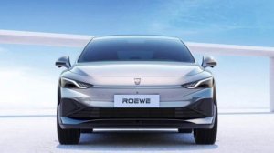 Unveiling the Roewe D7: A New Era of Electric and Hybrid Mobility || @AutomotiveZone91