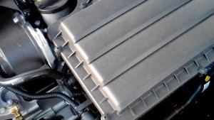 Skoda Rapid 2015, 1,6MPI(81кВт). 4500 км. Уровень масла и антифриза.